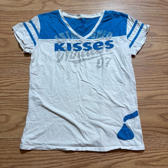 Hershey Kisses Shirt Large - Picture 1 of 6